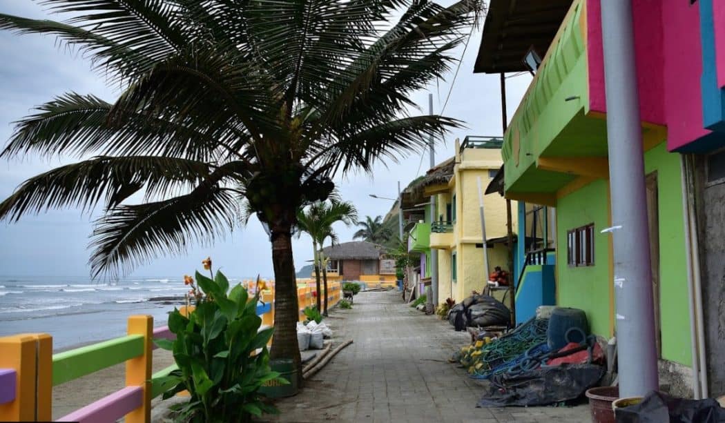Playa La Entrada, Santa Elena, Ecuador